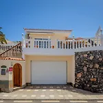 With Views And Heated Pool * Puerto de Santiago (Tenerife)